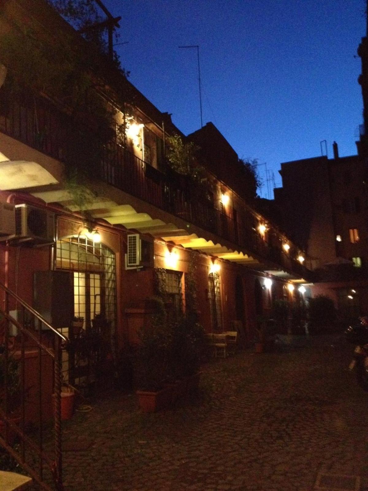 Scuderie San Lorenzo Rom Exterior foto